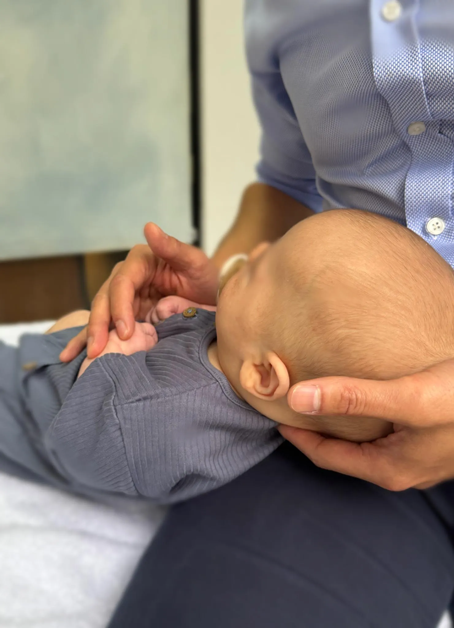 متى يجب أن أقلق بشأن شكل رأس طفلي؟ دليلك لفهم وقت القلق الحقيقي